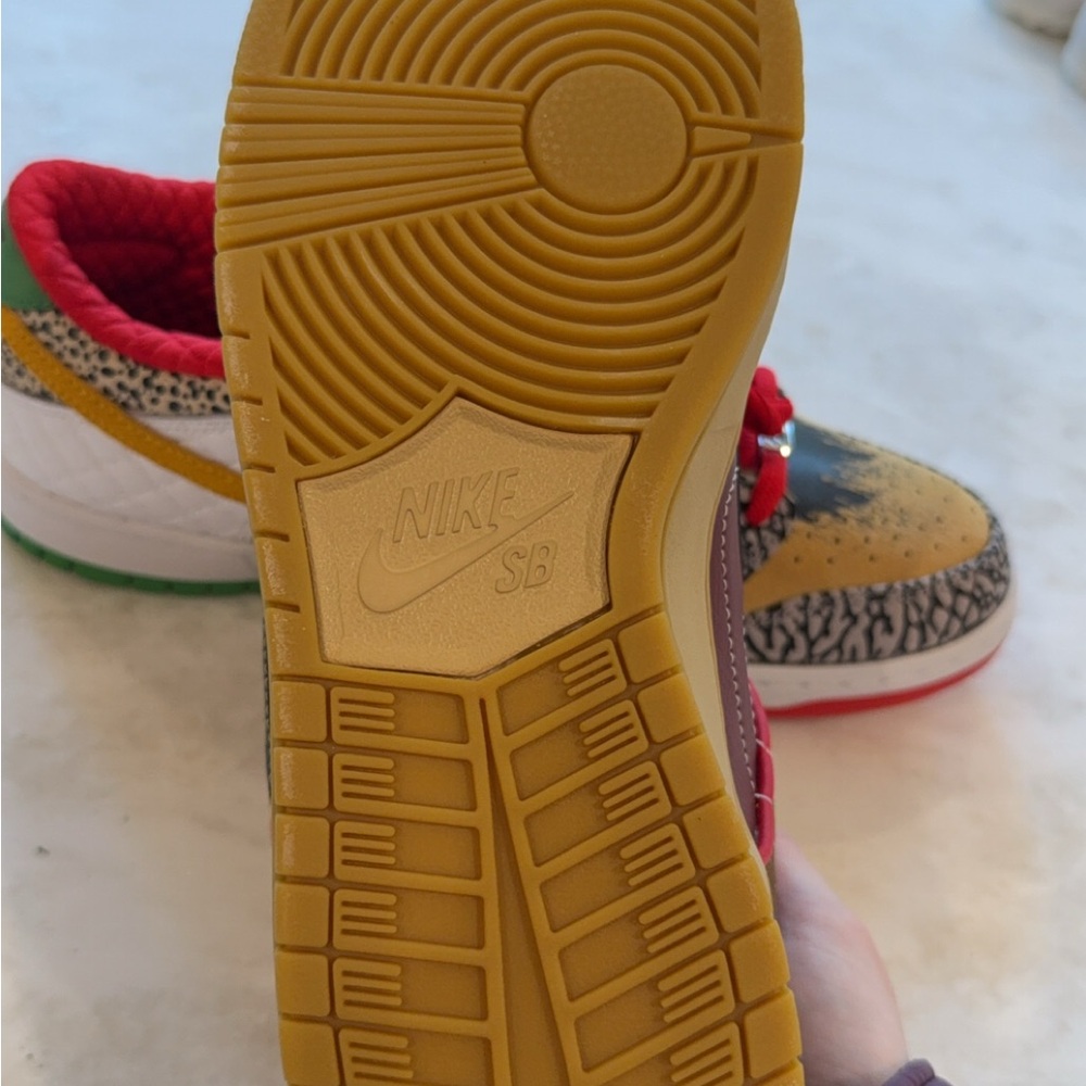 Nike SB Dunk Low 'What The Paul' CZ2239-600 - Picture 11 of 13